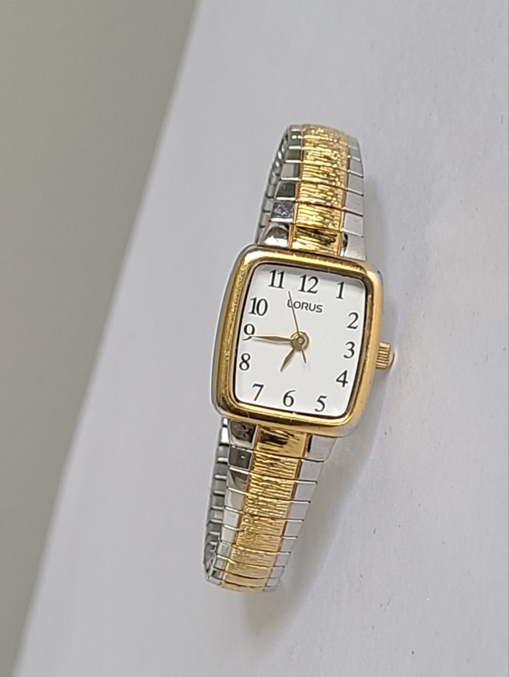 Vintage LORUS Women's Two-Tone Gold Silver Square Face Japan Quartz Watch